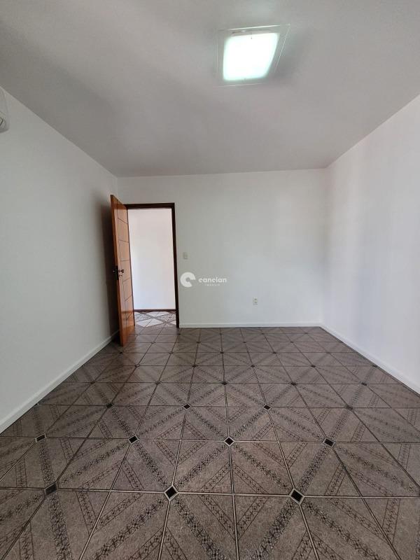 Casa para aluguel no Pé de Plátano: 