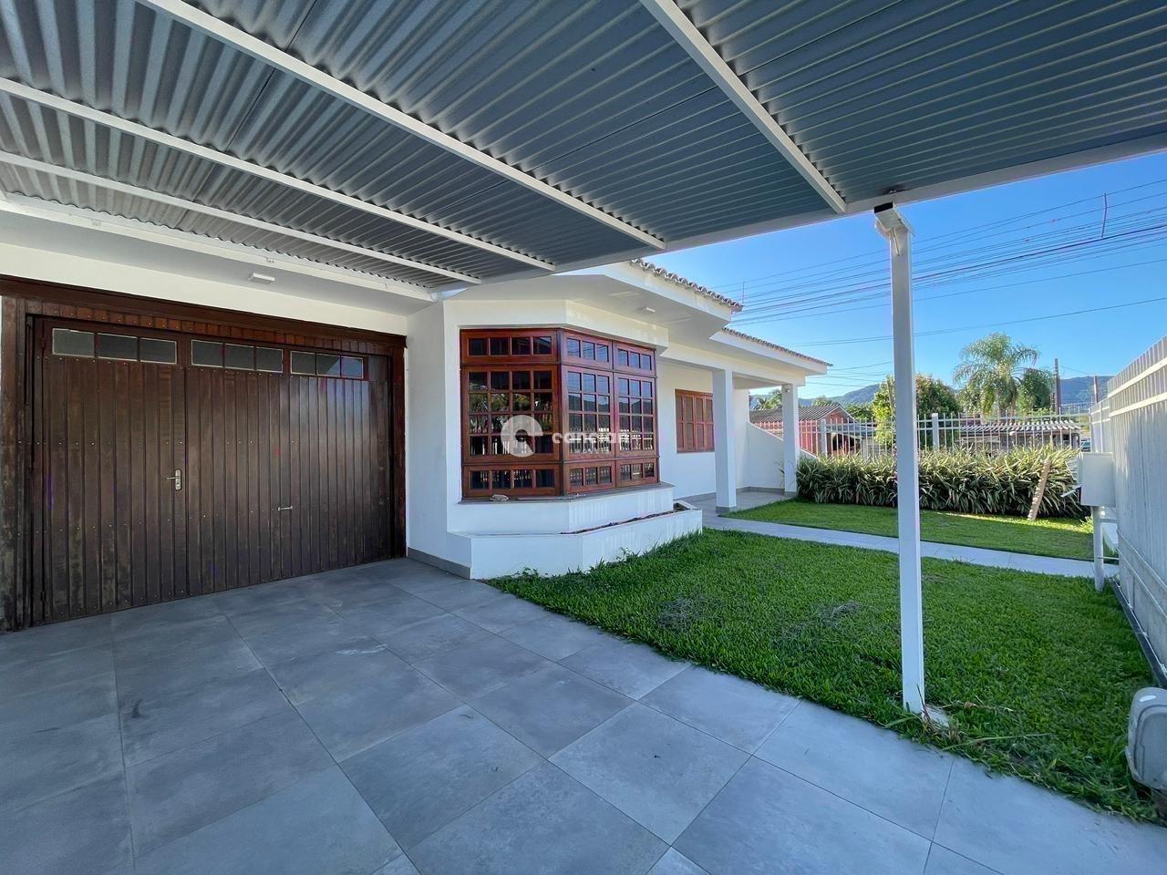 Casa para aluguel no Pé de Plátano: 