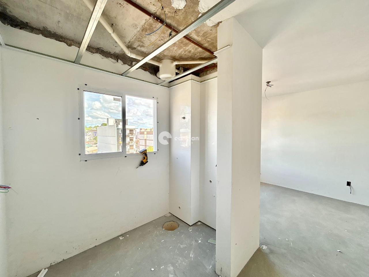 Studio à venda no Camobi: 