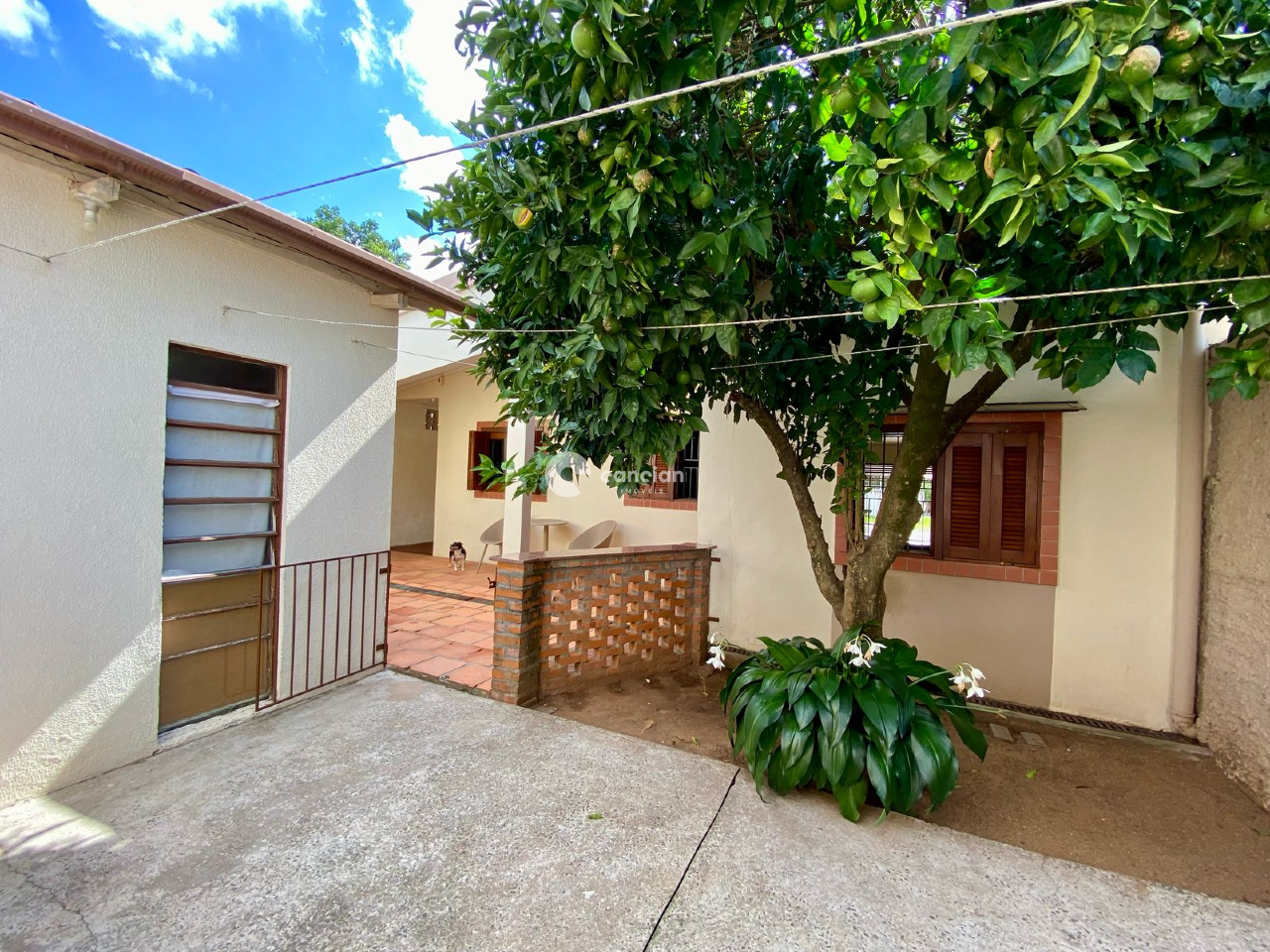 Casa à venda no Tancredo Neves: 
