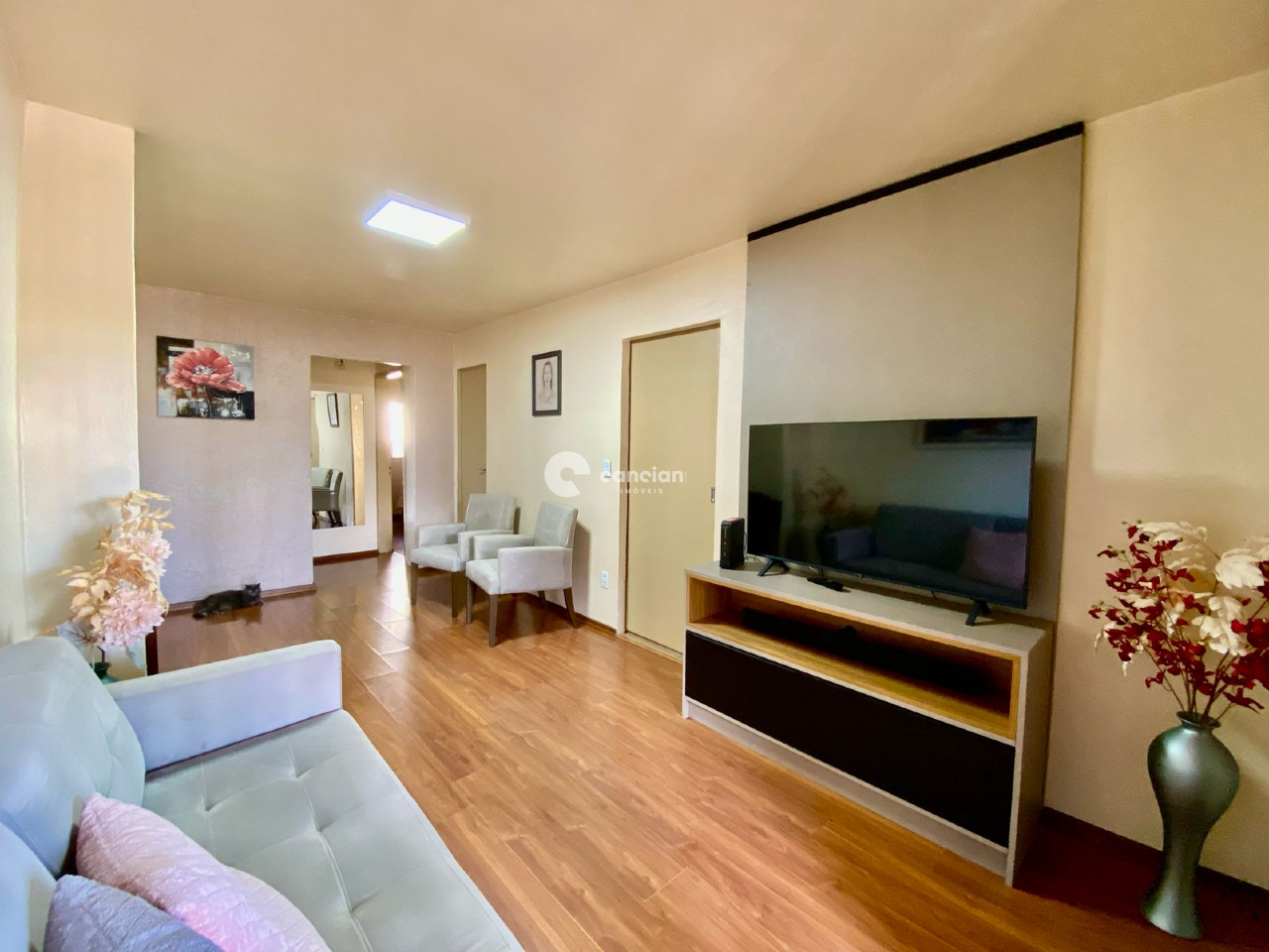 Casa à venda no Tancredo Neves: 