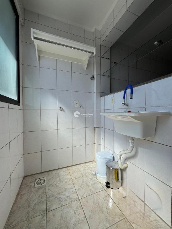 Apartamento para aluguel no Centro: 