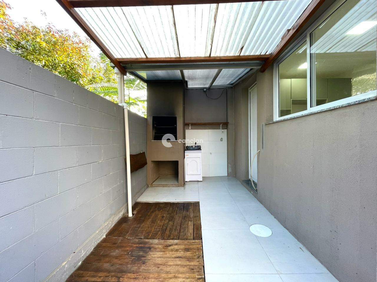 Casa de Condomínio para aluguel no São José: 