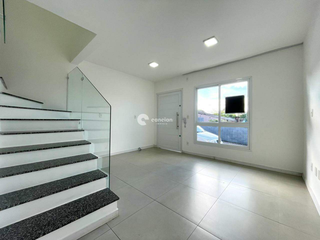 Casa de Condomínio para aluguel no São José: 