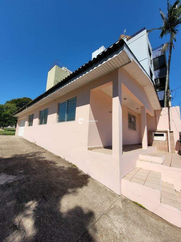 Casa para aluguel no Patronato: 
