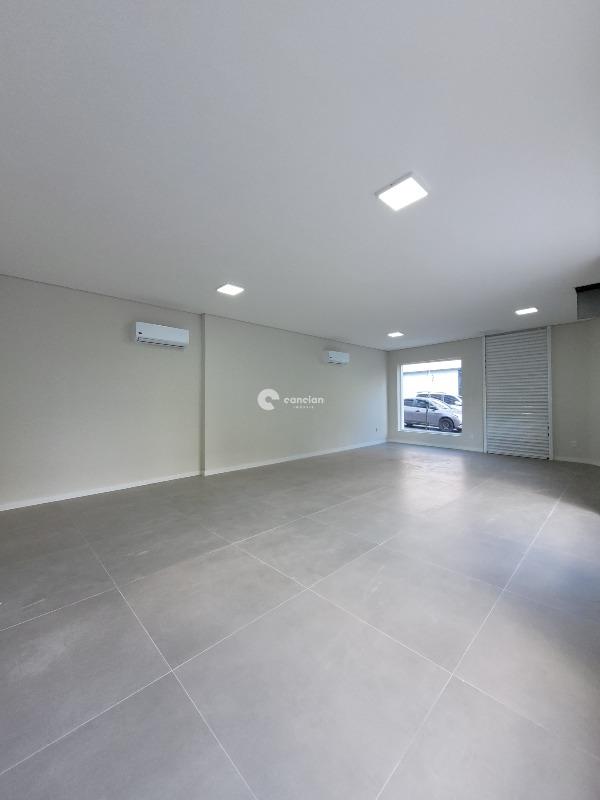 Prédio Comercial à venda no Centro: 