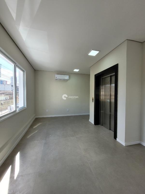 Prédio Comercial à venda no Centro: 