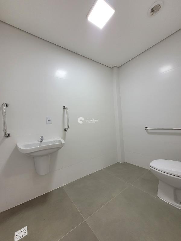 Prédio Comercial à venda no Centro: 