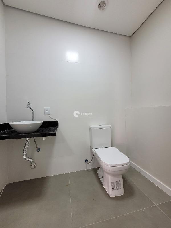 Prédio Comercial à venda no Centro: 