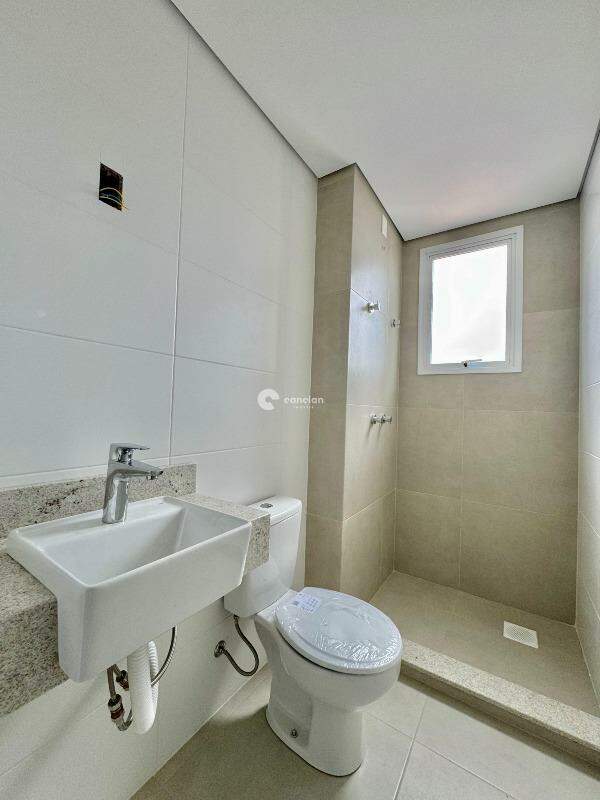 Apartamento à venda no Camobi: 