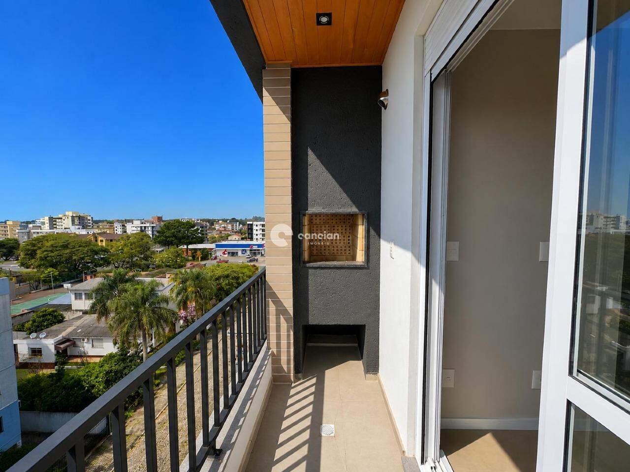 Apartamento à venda no Camobi: 