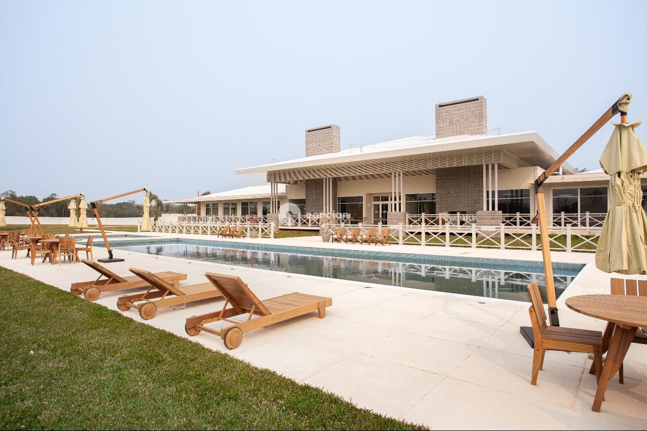 Casa de Condomínio à venda no Tomazetti: 