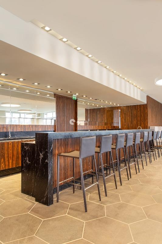 Casa de Condomínio à venda no Tomazetti: 