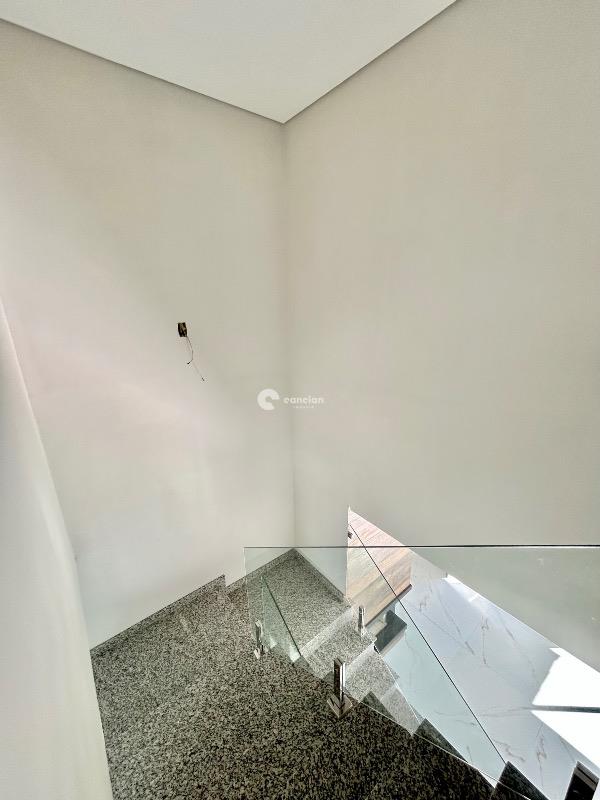 Casa à venda no Jardim Berleze: 