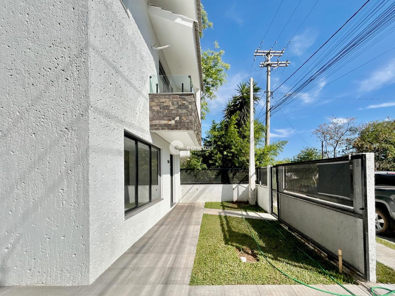 Casa à venda no Jardim Berleze: 