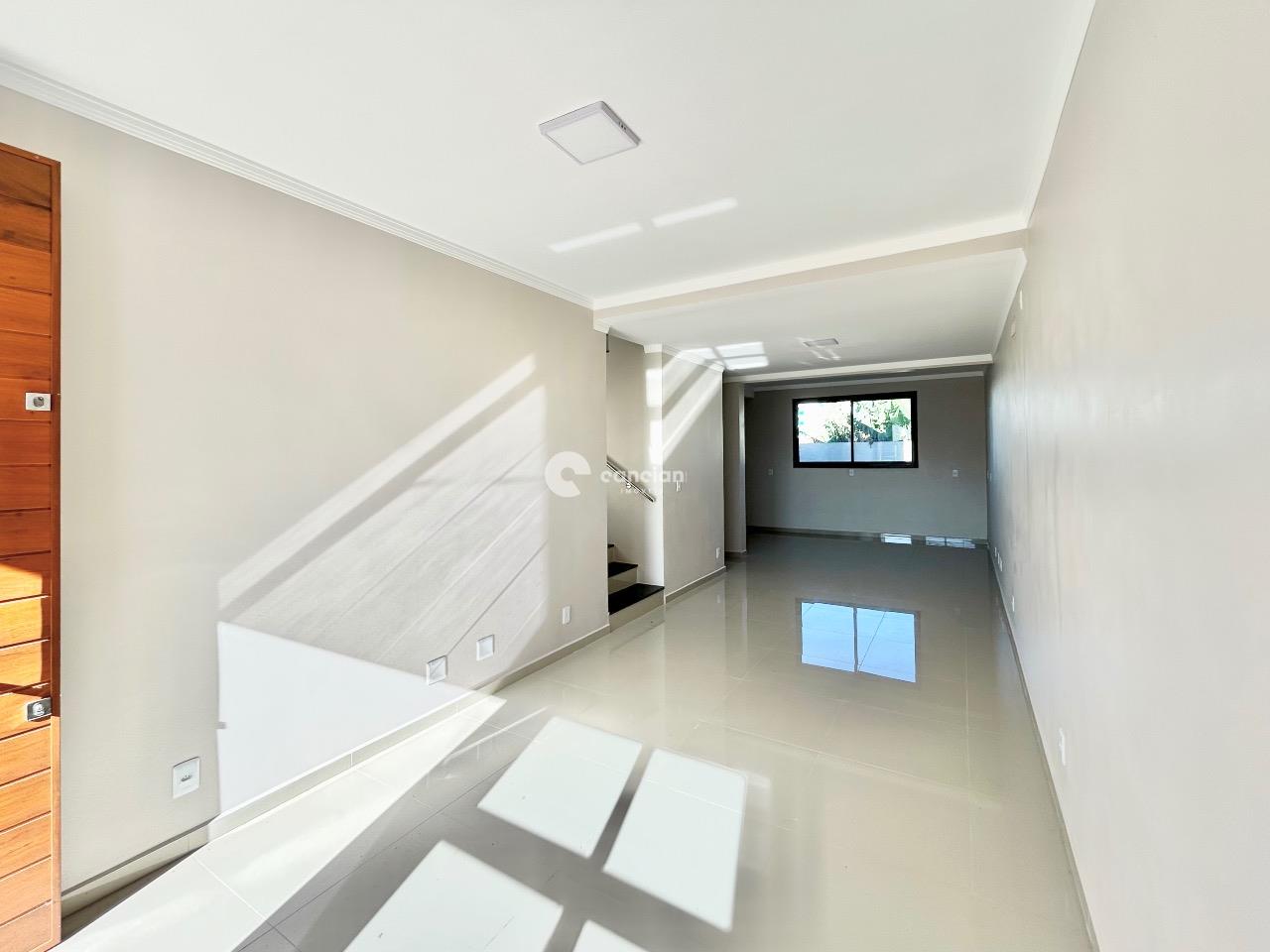 Casa à venda no Camobi: 