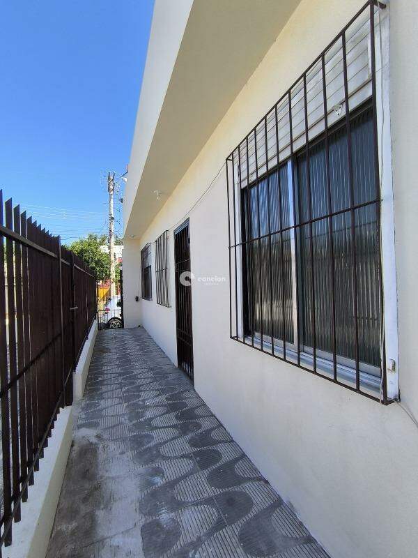Casa para aluguel no Carolina: