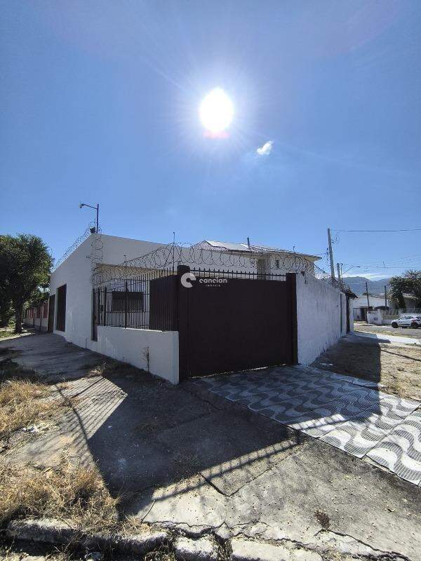 Casa para aluguel no Carolina: