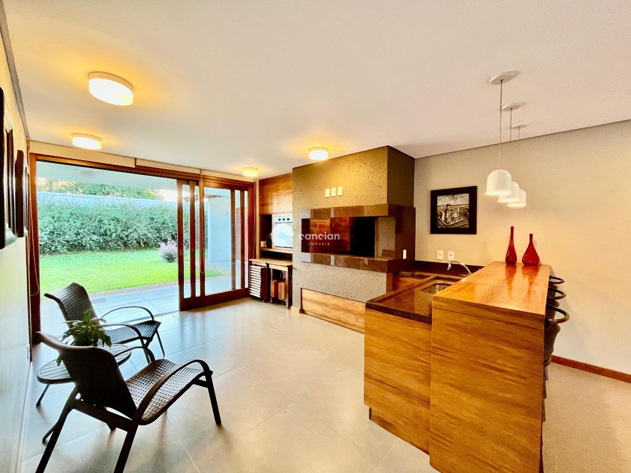 Casa de Condomínio à venda no Camobi: 