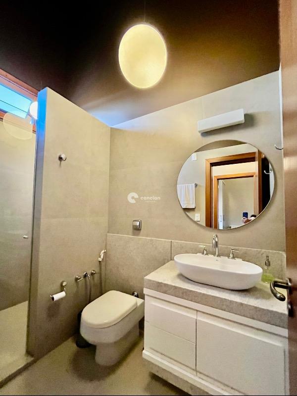 Casa de Condomínio à venda no Camobi: 