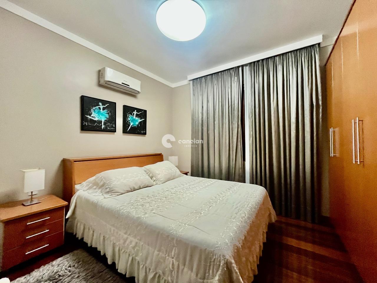 Casa de Condomínio à venda no Camobi: 