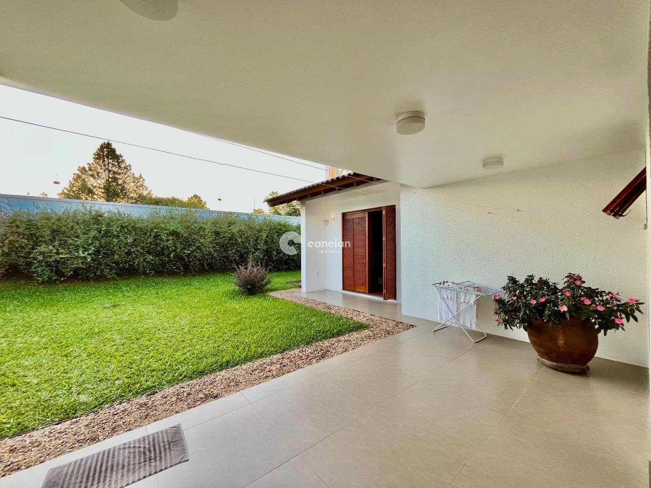 Casa de Condomínio à venda no Camobi: 