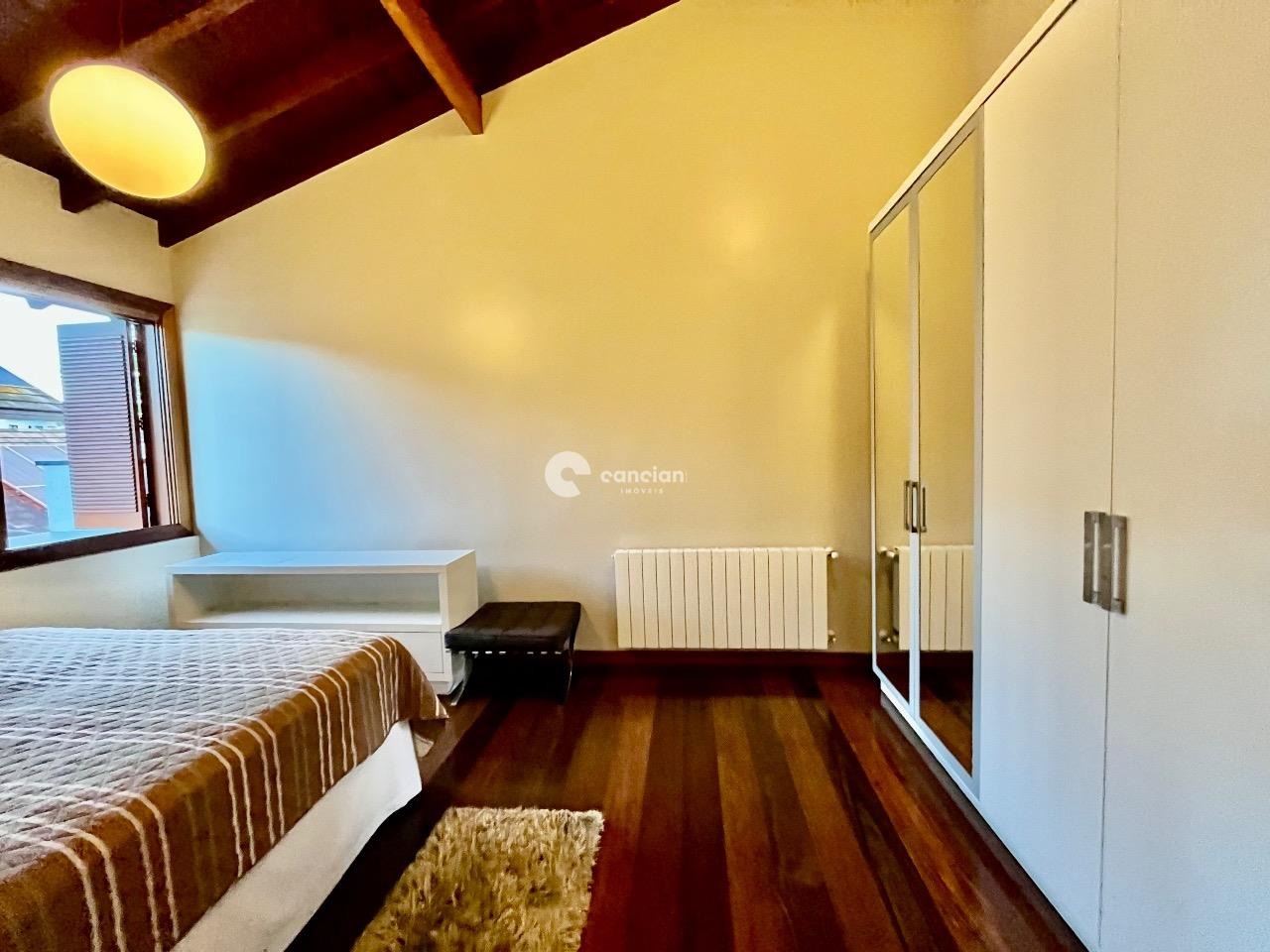 Casa de Condomínio à venda no Camobi: 