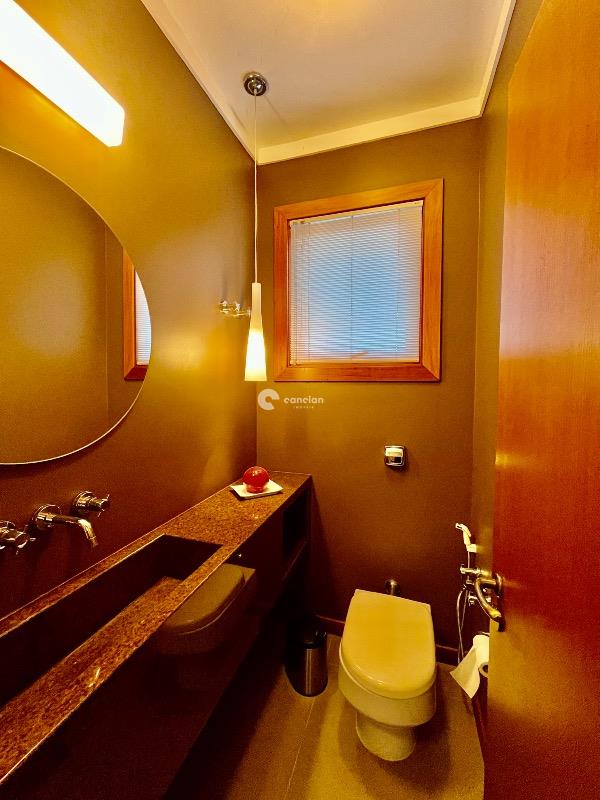 Casa de Condomínio à venda no Camobi: 