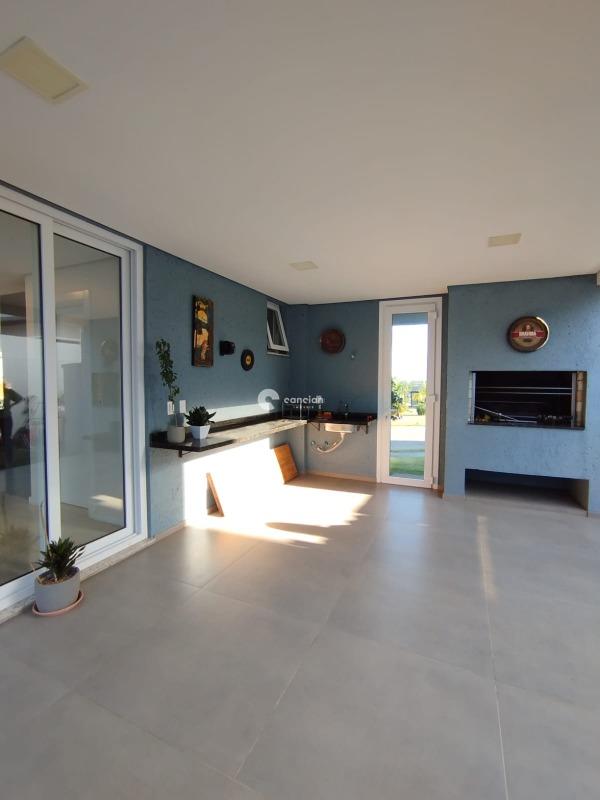 Casa de Condomínio à venda no Tomazetti: 