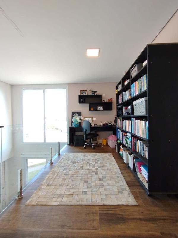 Casa de Condomínio à venda no Tomazetti: 