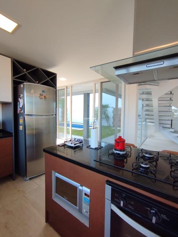 Casa de Condomínio à venda no Tomazetti: 