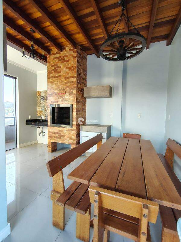Casa para aluguel no Duque de Caxias:
