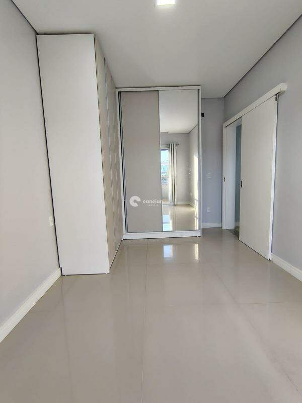 Casa para aluguel no Duque de Caxias: