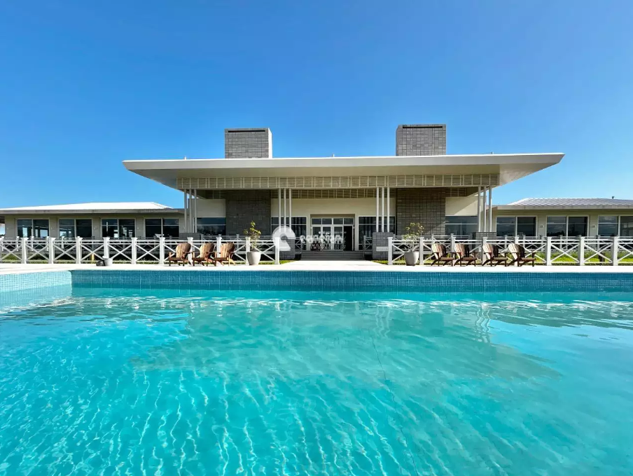 Terreno em condomínio à venda no Tomazetti: 