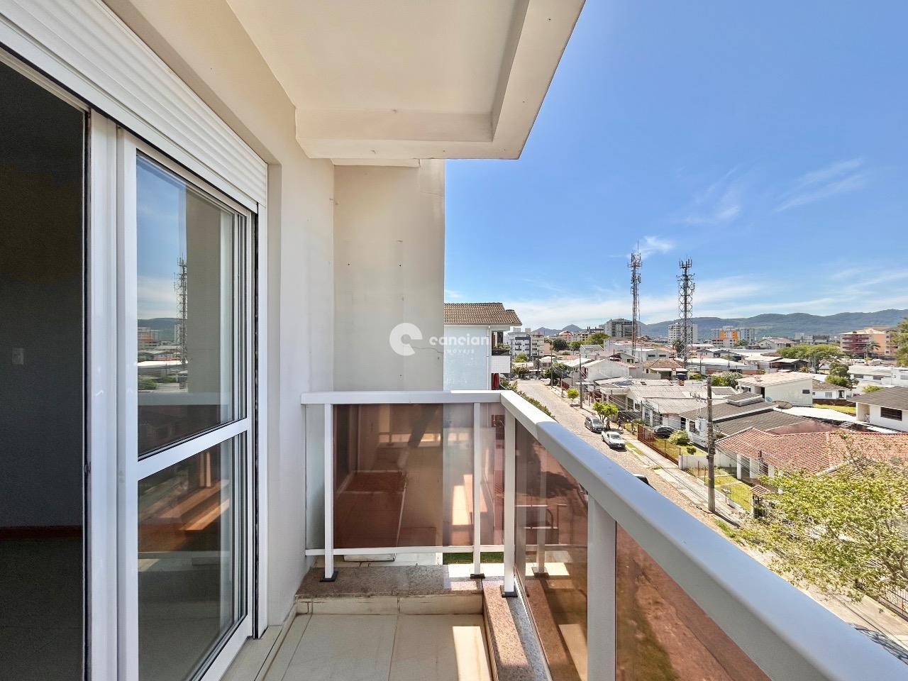 Apartamento à venda no Camobi: 