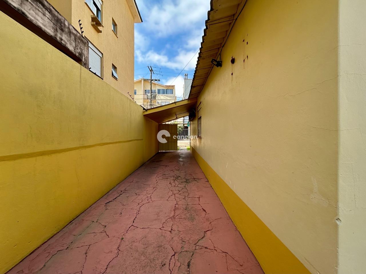 Casa à venda no Camobi: 