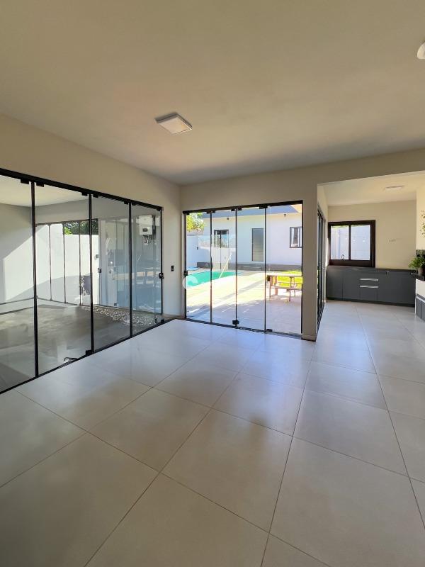 Casa à venda no Pinheiro Machado: 