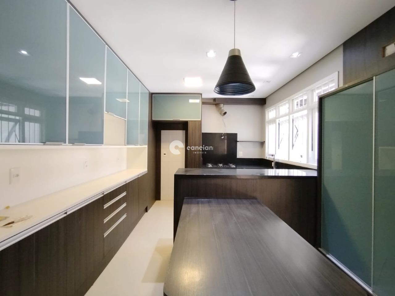 Casa à venda no Camobi: 