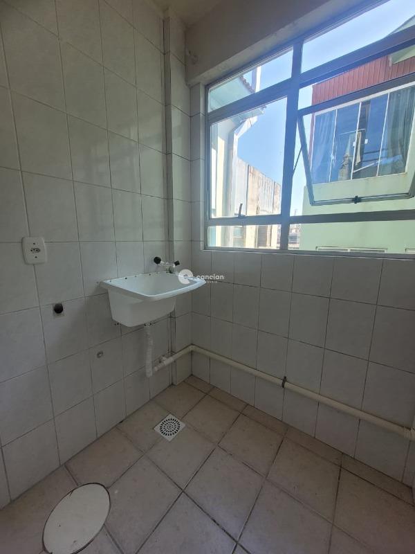 Apartamento para aluguel no Centro: 