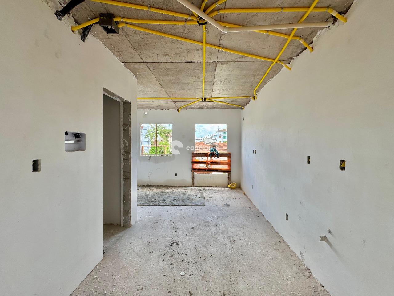 Apartamento à venda no Camobi: 