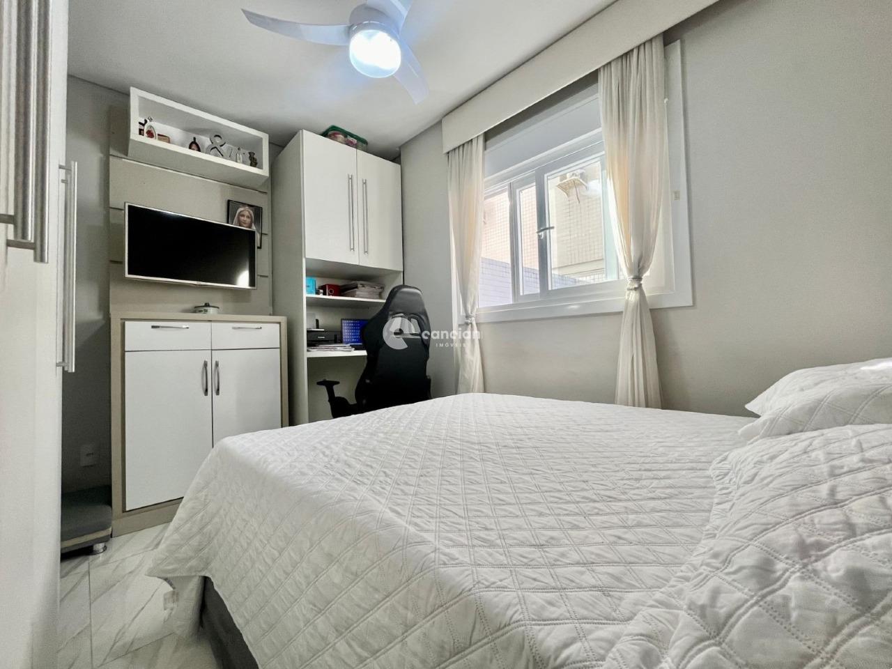 Apartamento à venda no Zona Nova: 