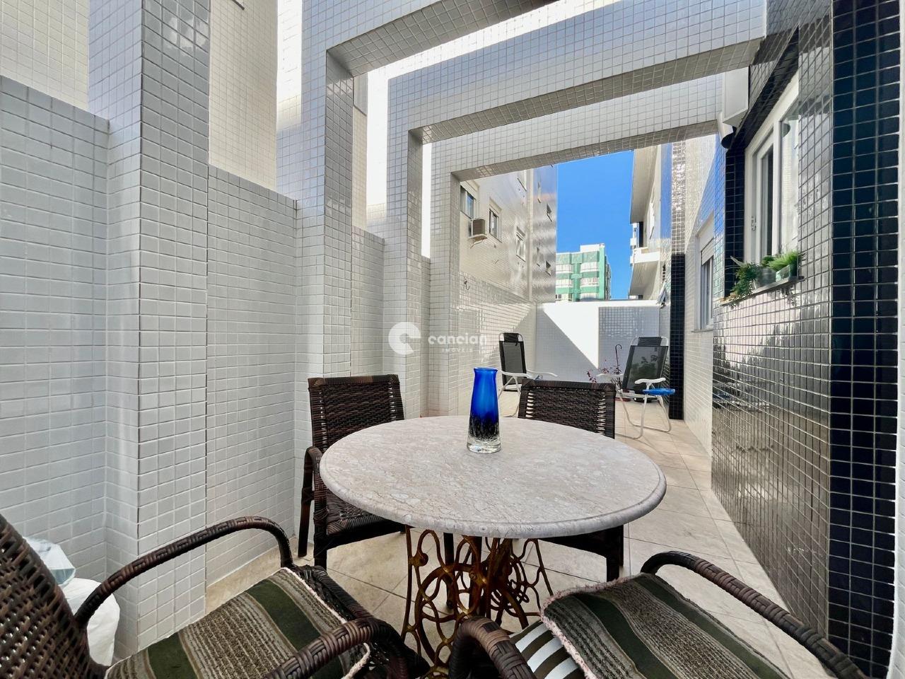 Apartamento à venda no Zona Nova: 