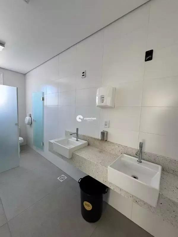 Terreno em condomínio à venda no São José: 