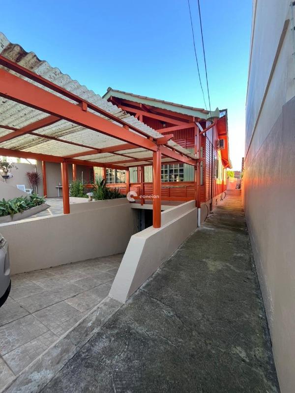 Casa à venda no Dom Antônio Reis: 