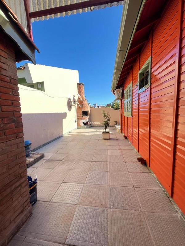 Casa à venda no Dom Antônio Reis: 