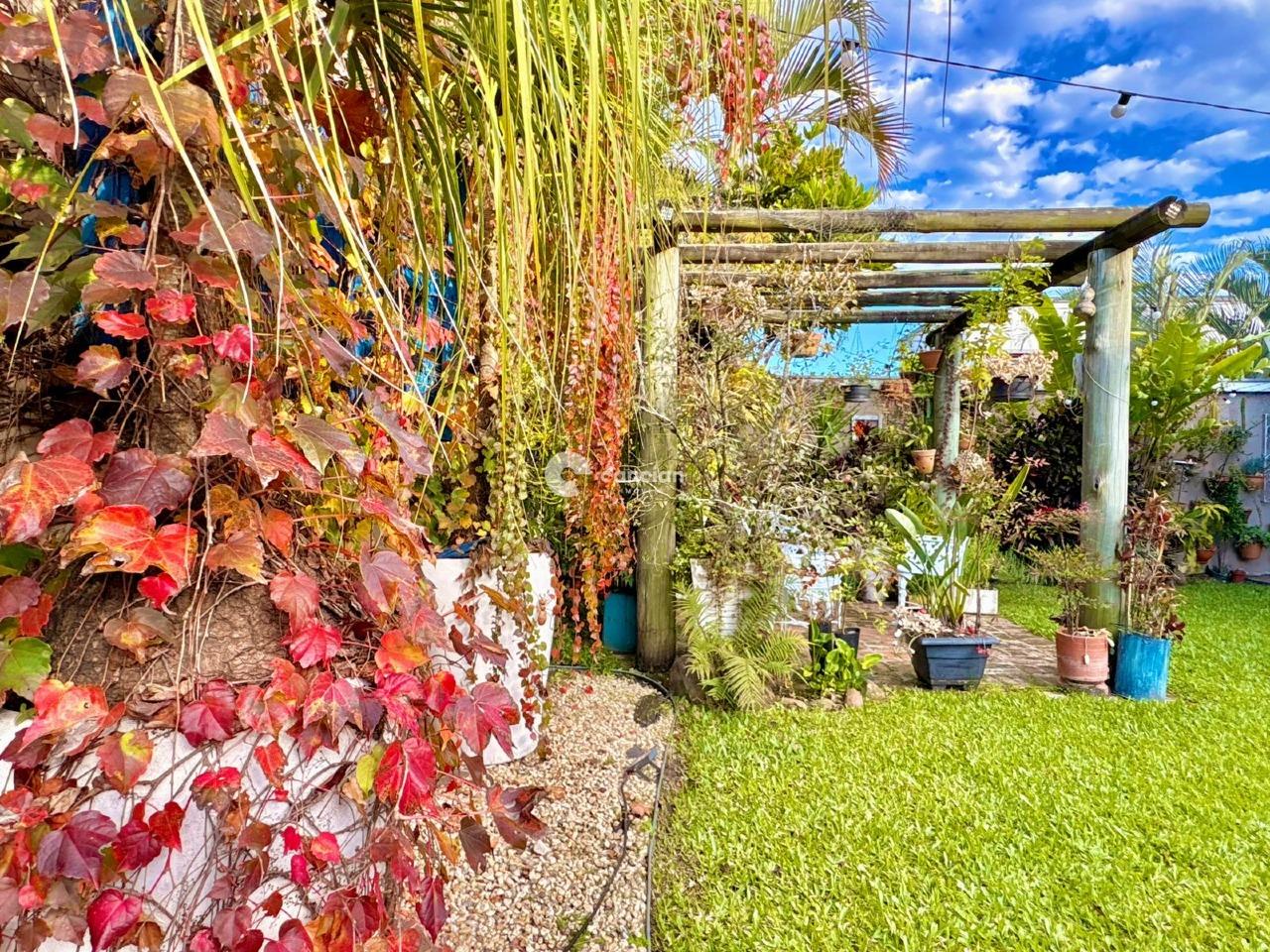 Casa de Condomínio à venda no São José: 