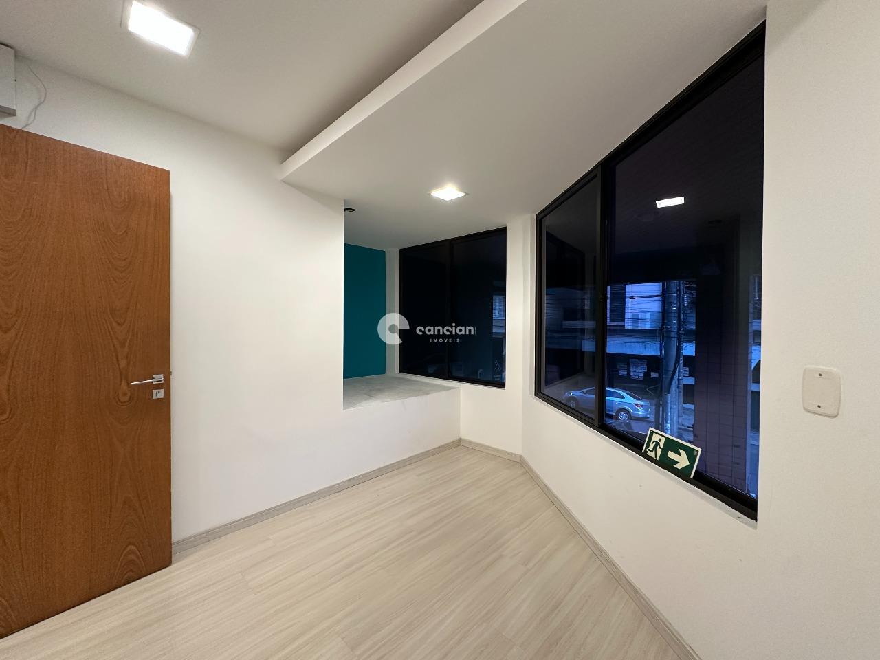 Sala Comercial à venda no Centro: 