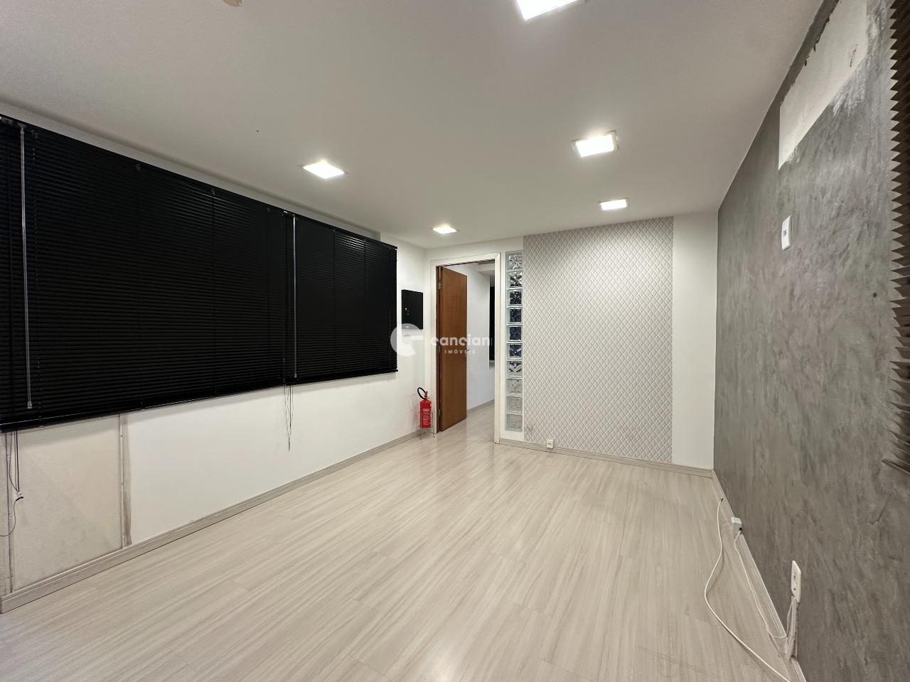 Sala Comercial à venda no Centro: 