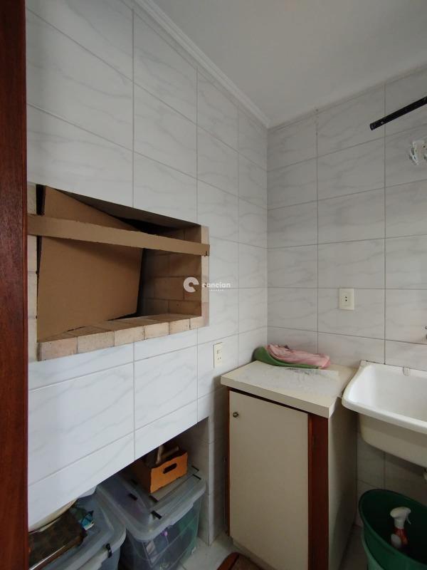 Apartamento à venda no Menino Jesus: 