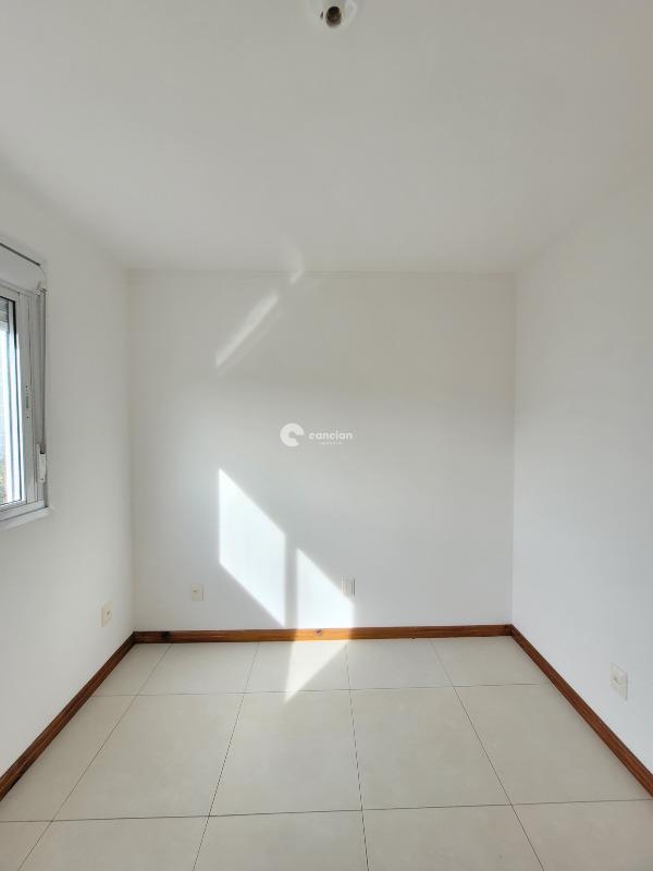 Apartamento à venda no Camobi: 